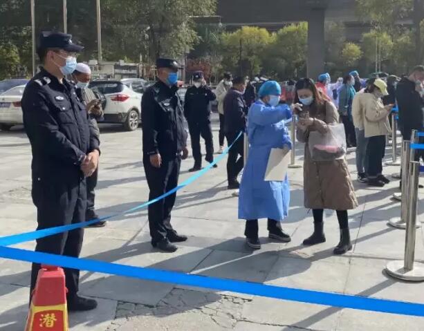 西宁：全警抗击疫情保平安